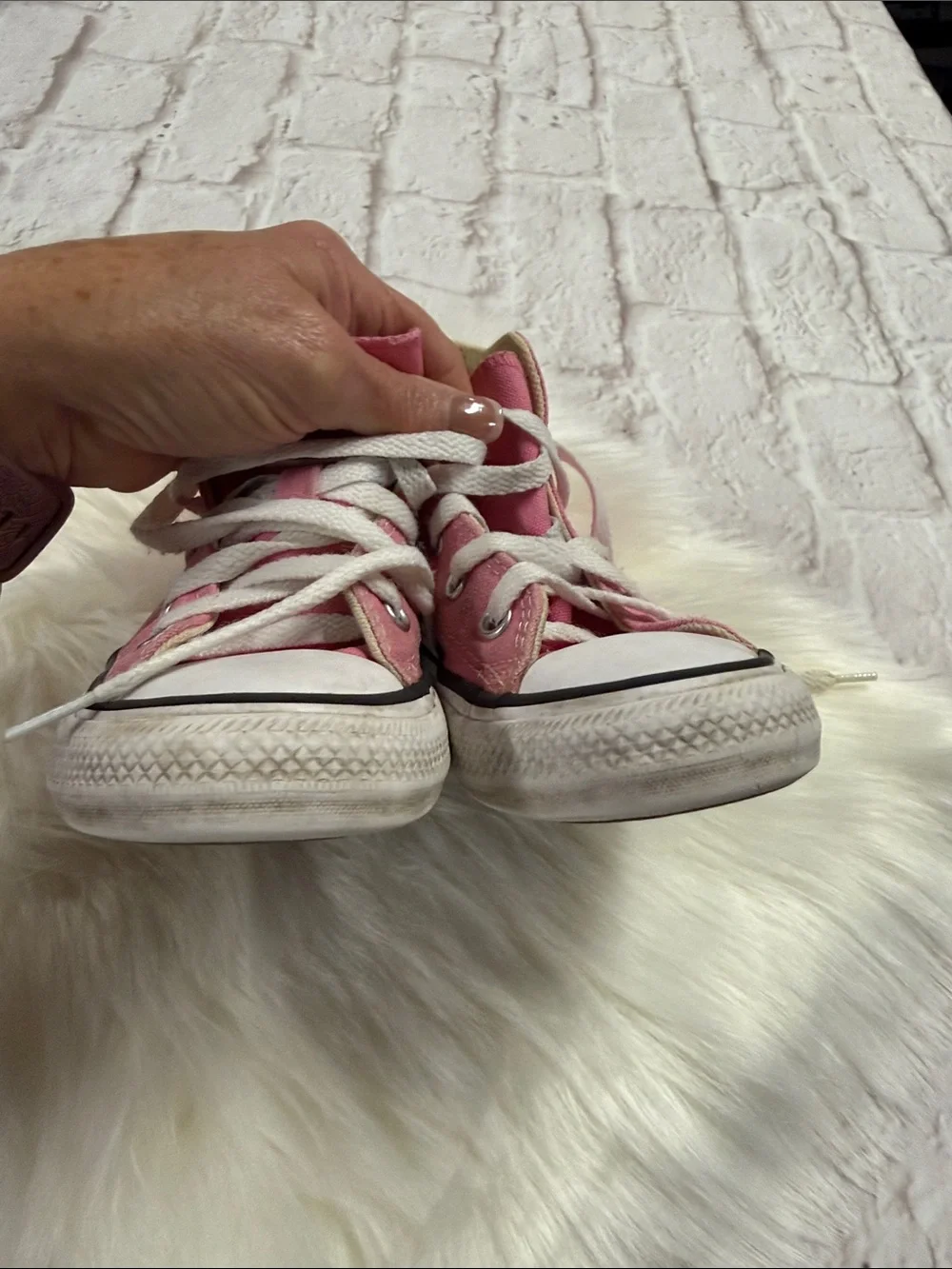Converse Chuck Taylor Pink High-Top Kids Sneakers